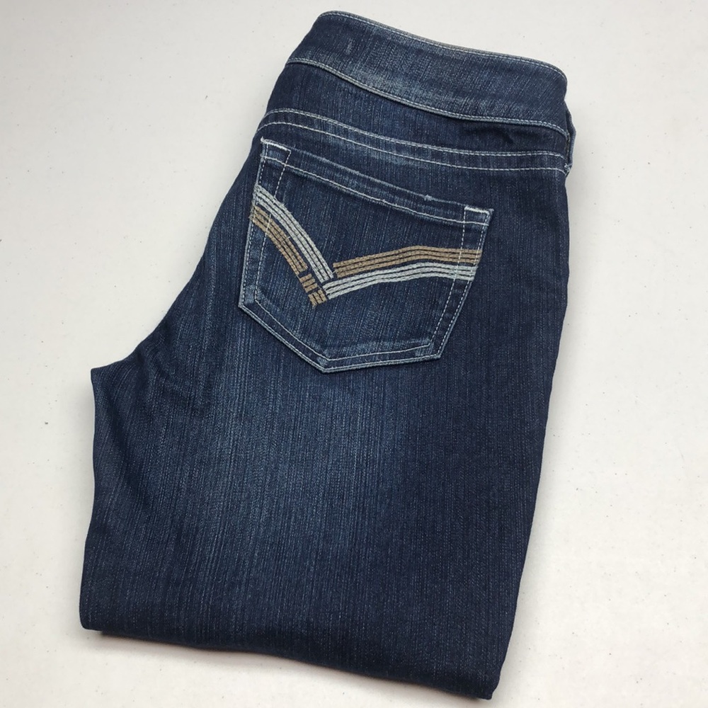 LIKE NEW BRODY MID-RISE DENIM CAPRIS 27x22 ⭐️